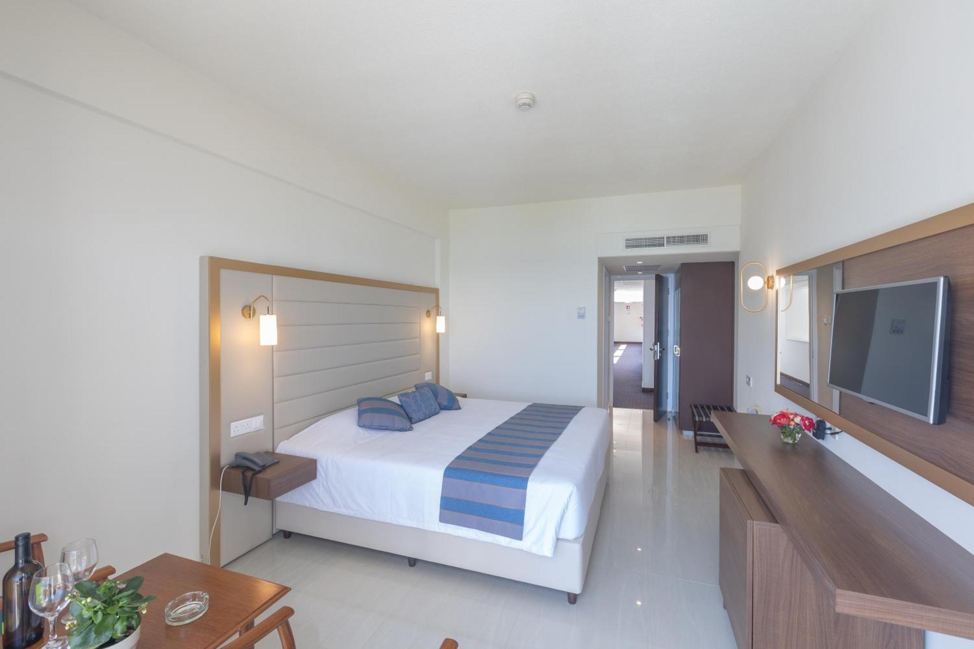 Iliada Beach Hotel Protaras Exterior photo